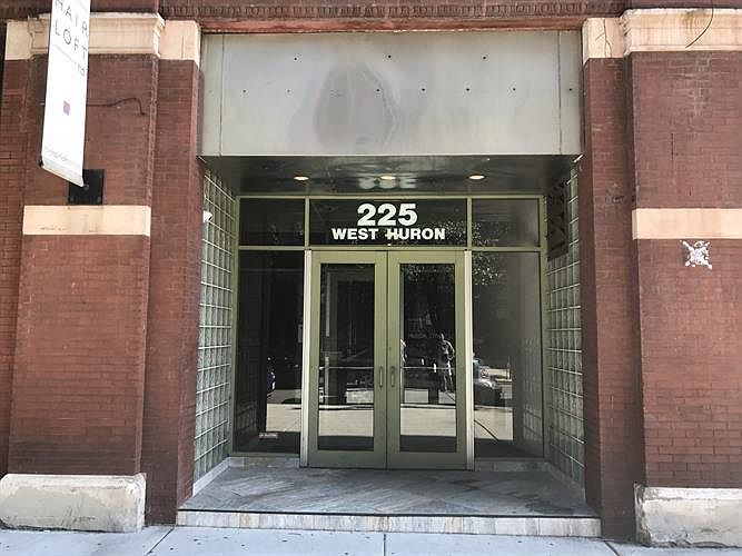1st image of 225 W Huron St APT 219