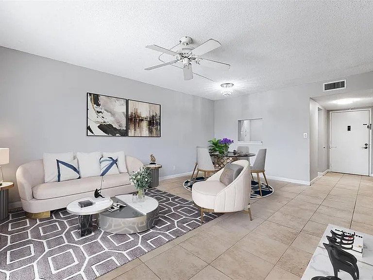 4354 NW 9th Ave #12-3D — Photo 4