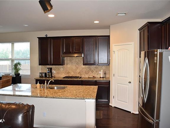 5th image of 620 Purtis Creek Ln