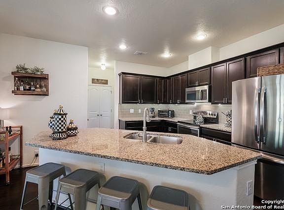2nd image of 7235 Summer Way