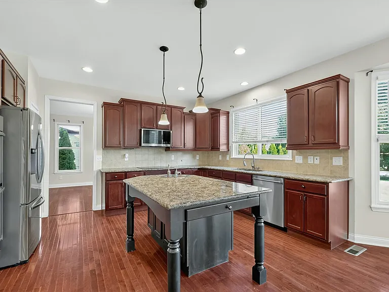 13636 Falcon Way — Photo 18