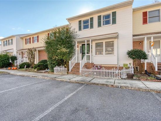 12 Bromley Dr, Williamsburg, VA 23185