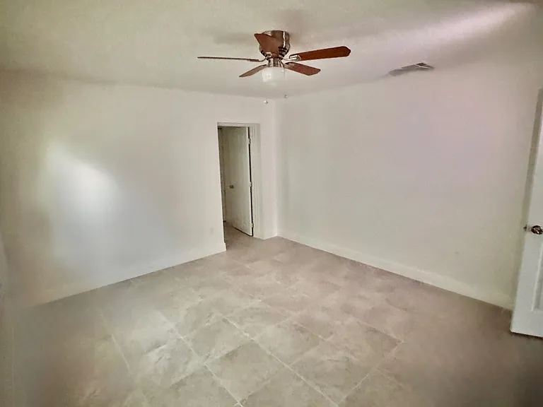 3252 Golfview Rd — Photo 9