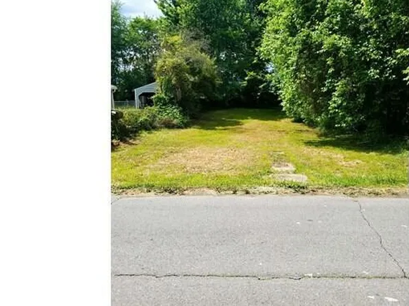 2509 Gray St, Johnson City, TN 37604