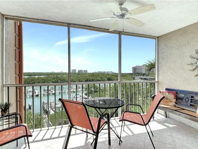300 Horse Creek Dr APT 402, Naples, FL, 34110
