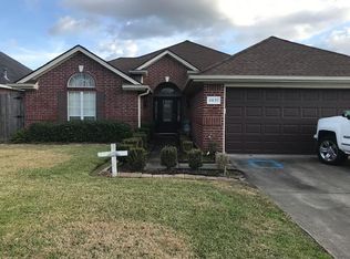 2837 Estes Ln, Port Neches, TX 77651