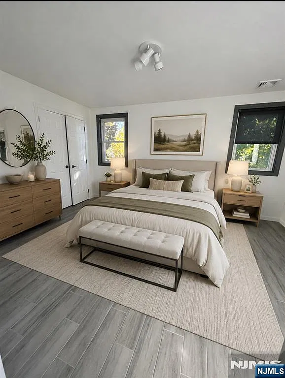 3 bed, 1.0 bath, $2,800 — Photo 4