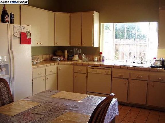 4th image of 1763 Vanport Ct