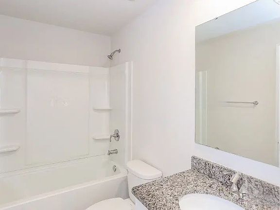 3rd image of 104 Dogwood Village Trl Unit D