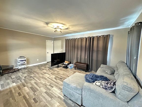 2nd image of 1010 N High St