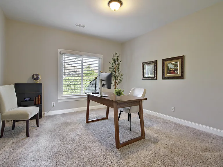 6520 Red Maple Dr — Photo 9