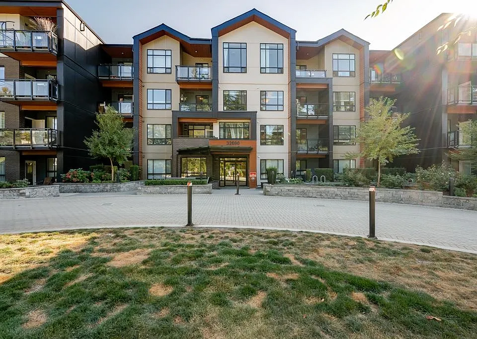 32690 14th Ave #416
