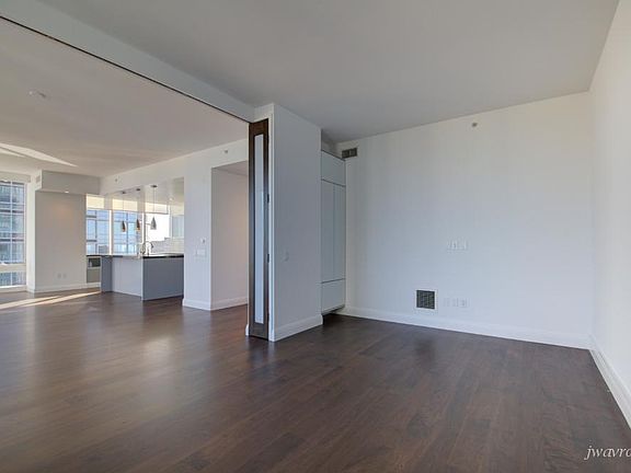 3rd image of 301 Mission St #D