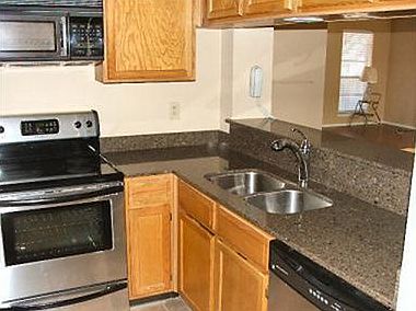 3rd image of 513 Parkway Blvd
