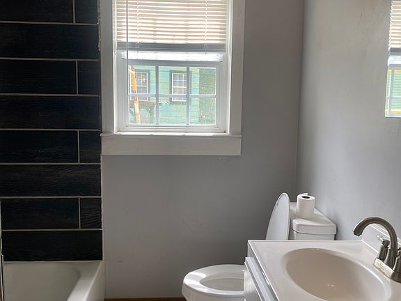 2nd image of 1204 Cherry St #1