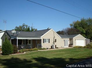 1673 Brown Ave, Galesburg, IL 61401