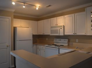 653 Lazelle Rd, Columbus, OH 43081