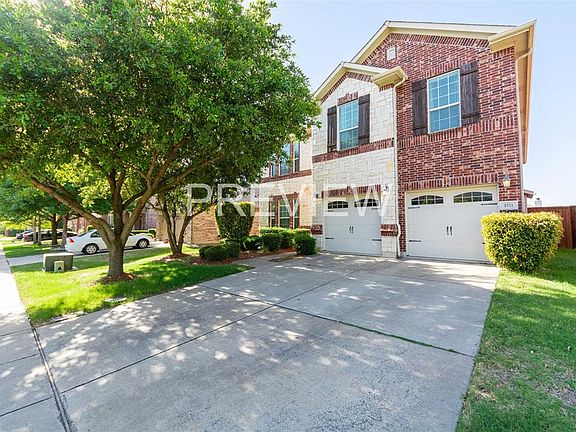 3rd image of 2711 Safe Harbor Dr