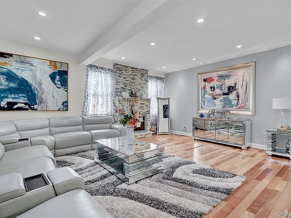 4th image of 26 Hilbert Street