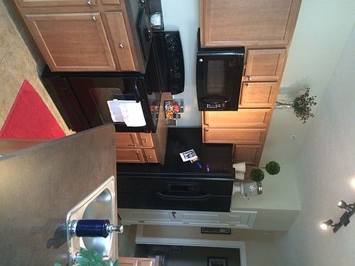 5th image of 2700 Hibiscus Way APT 6