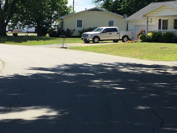 5th image of 106 Moreau Dr