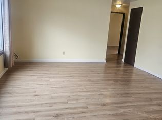 2120 46th Ave APT 1, Longview, WA 98632