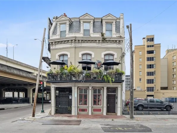 1061 Camp St APT E, New Orleans, LA 70130