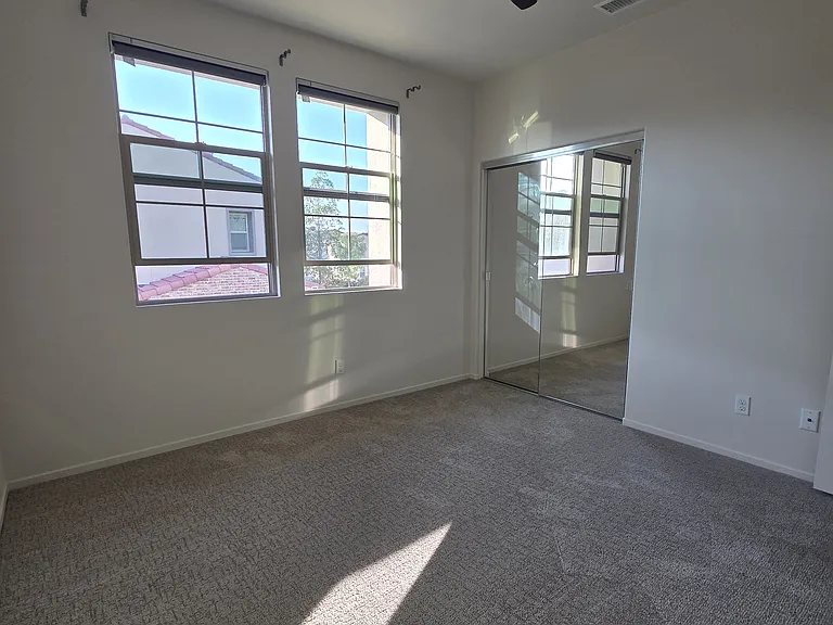 723 Merit Dr — Photo 15