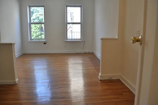 Rented by Sky Management | media 17