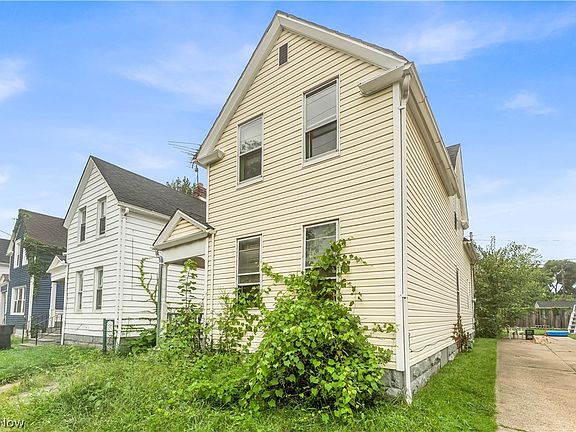 3rd image of 1012 E 72nd St