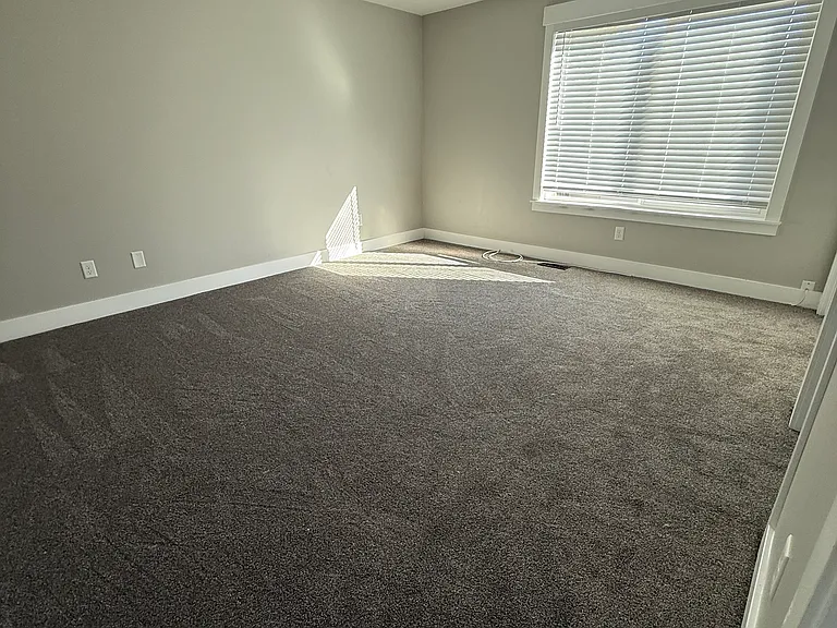 11833 S Hagan Rd — Photo 14