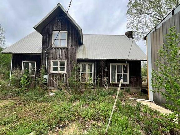 2nd image of 3882 Henderson Rd