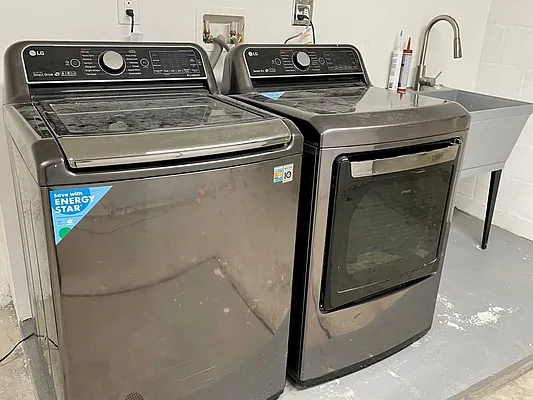 Rented by Corcoran | media 43