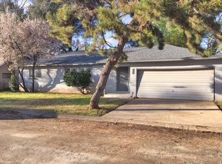 930 De Moll Dr, Redding, CA 96002