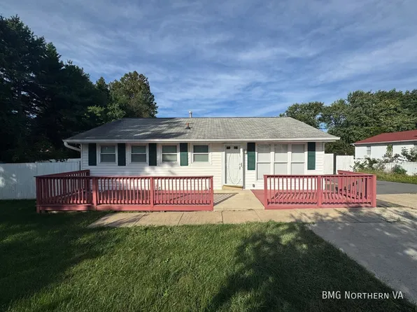 5024 Backlick Rd, Annandale, VA 22003