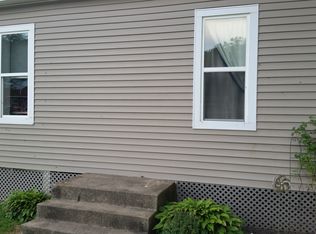 510 Menominee Ave, East Dubuque, IL 61025
