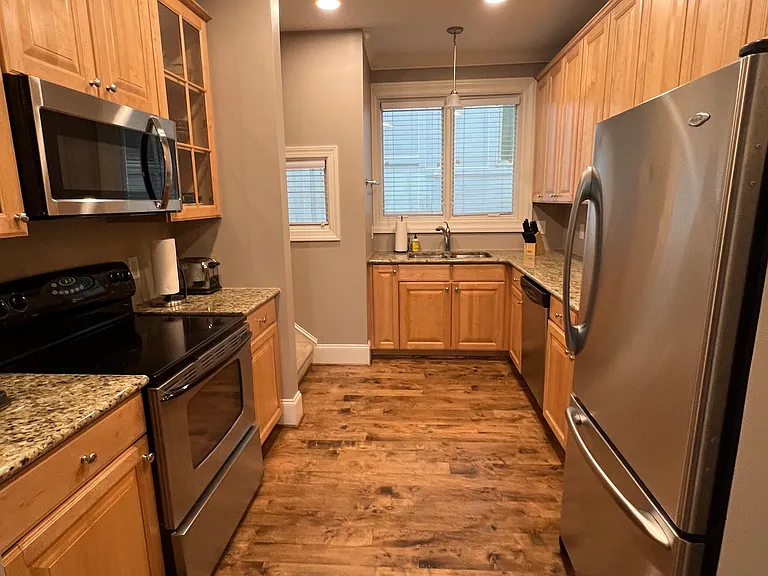 400 W Rosemary St #106 — Photo 5