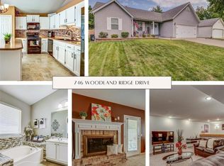 746 Woodland Ridge Dr, Saint Peters, MO 63376