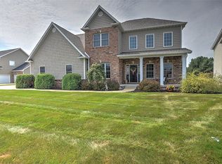 529 Lucas Ln, Forsyth, IL 62535