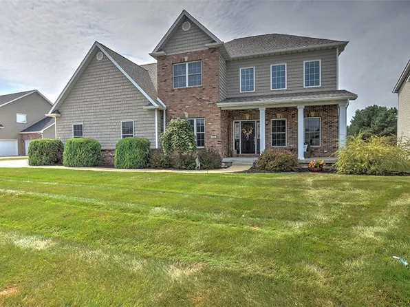 529 Lucas Ln, Forsyth, IL 62535