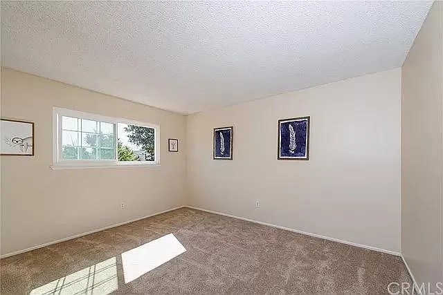 3224 Celeste Dr — Photo 14