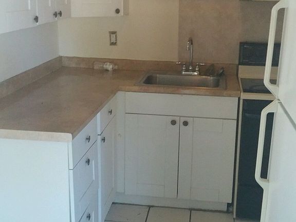 5th image of 1576 NW 15th Ter