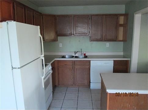 5th image of 517 Hillside Dr