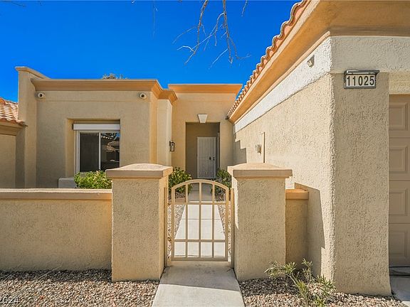 4th image of 11025 Mission Lakes Ave #0