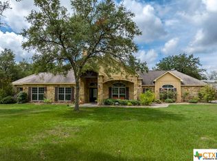 1555 Fm 2543, Yoakum, TX 77995