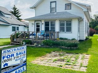 105 5th St, Roscoe, SD 57451