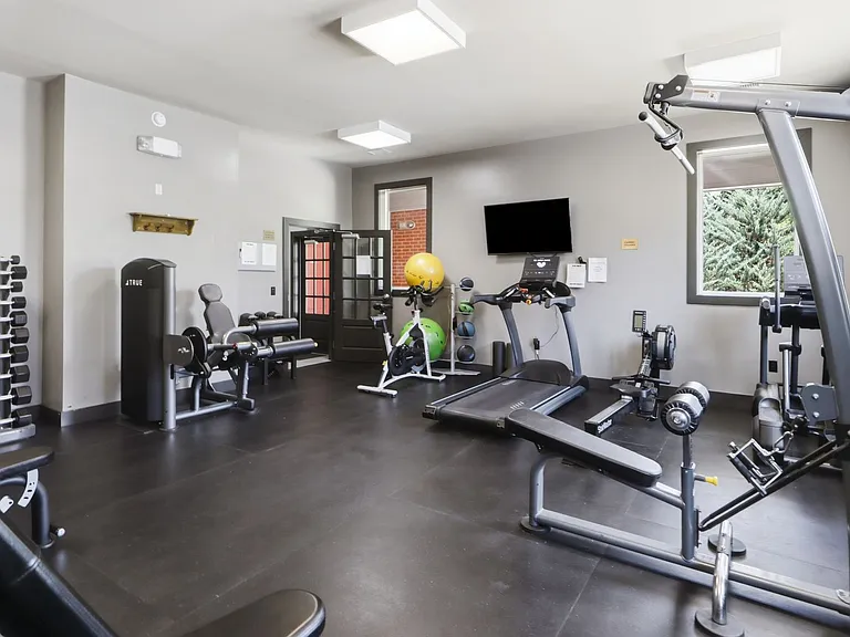 7224 Barrberry Ln — Photo 36