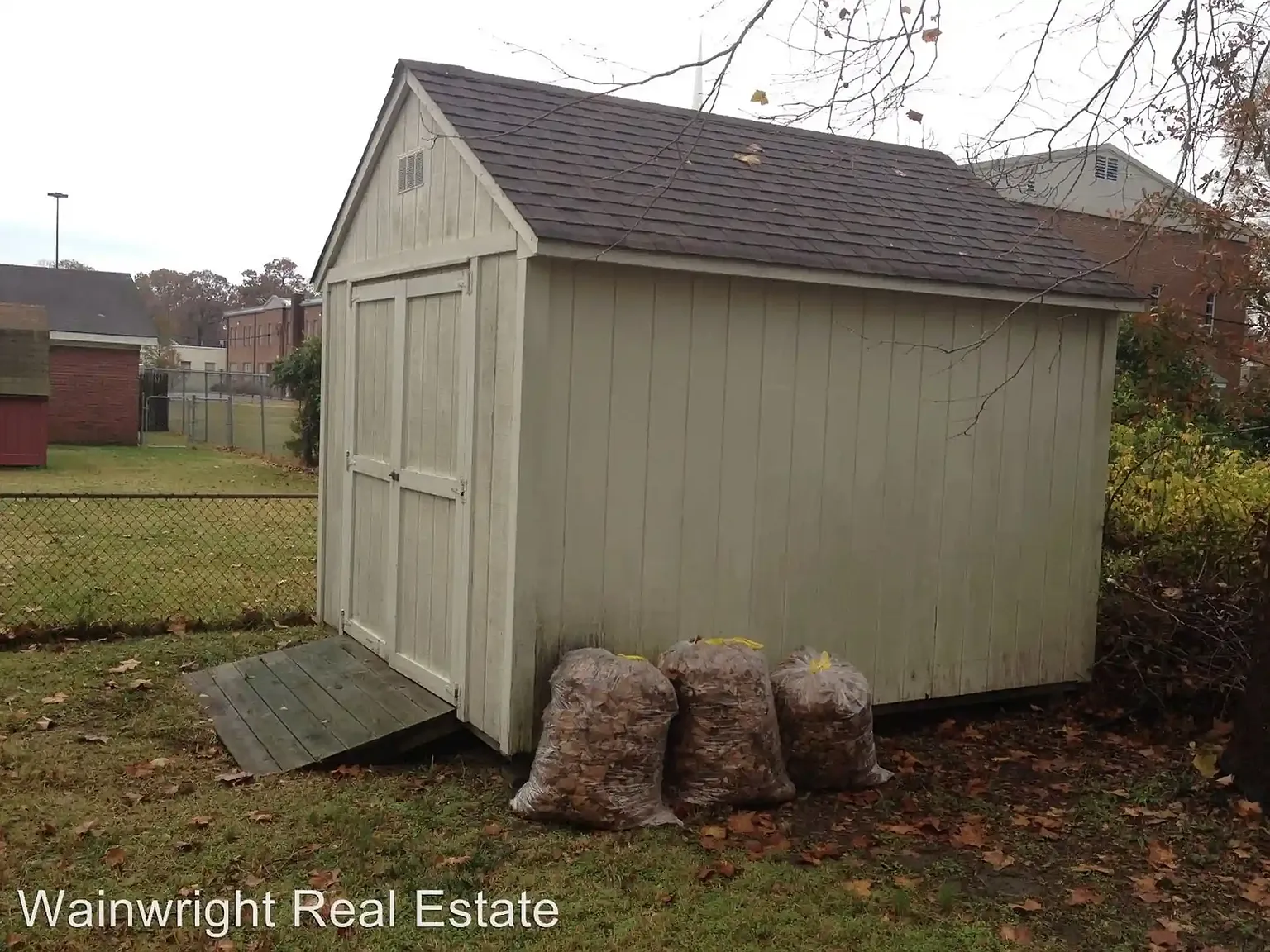 3 bed, 1595 sqft, $1,950 — Photo 1