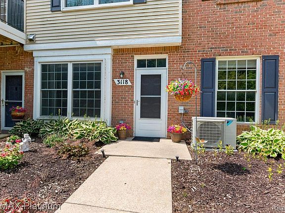 2nd image of 3118 Kneeland Cir