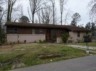 3220 W Lake Dr, Meridian, MS 39307